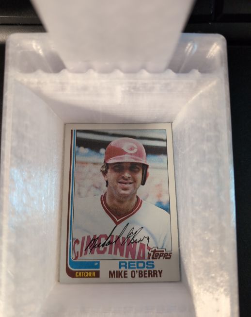 1982 Topps #562 Mike O'Berry — front