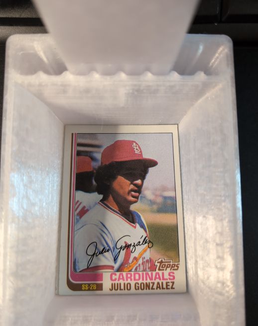 1982 Topps #503 Julio Gonzalez — front