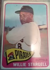 1965 Topps #377 Willie Stargell — front
