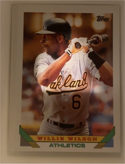 1993 Topps #318 Willie Wilson — front