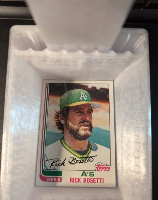 1982 Topps #392 Rick Bosetti — front