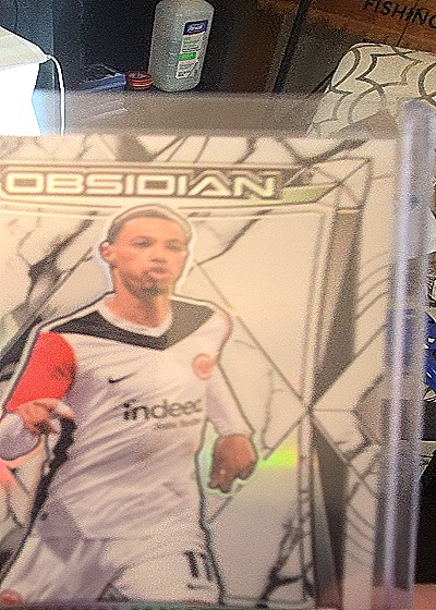 2019 Panini Obsidian Soccer — front