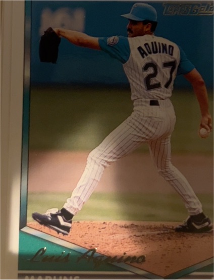 1994 Topps Gold #76 Luis Aquino — front