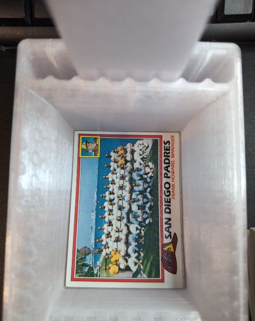 1981 Topps #666 San Diego Padres Team — front
