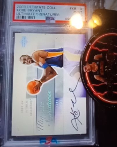 2003 Ultimate Collection Kobe Bryant Ultimate Signatures — front