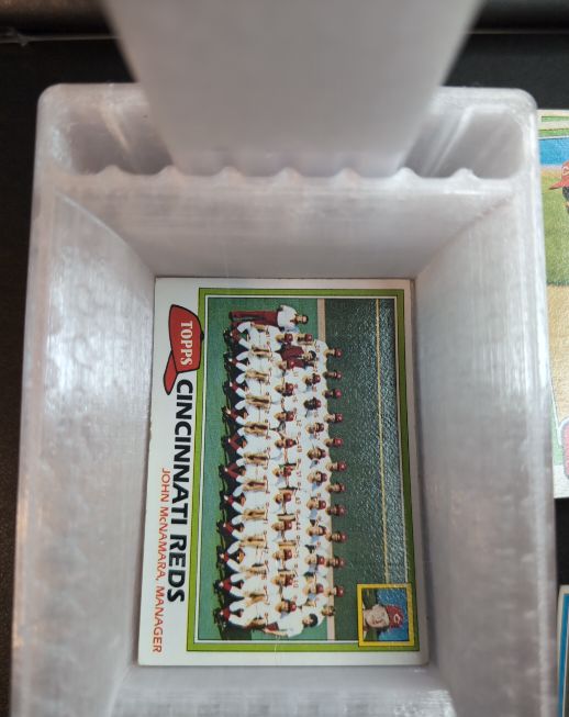 1981 Topps #677 Cincinnati Reds / John McNamara — front