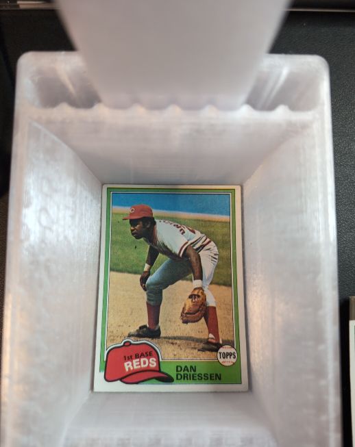 1981 Topps #655 Dan Driessen — front