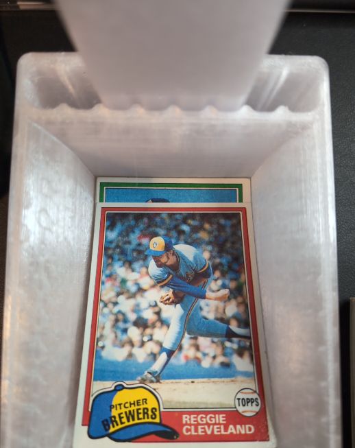 1981 Topps #123 Reggie Cleveland — front