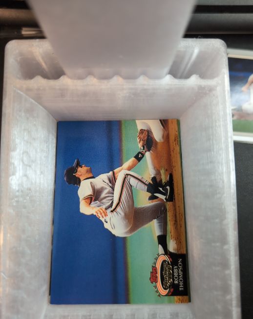 1991 Topps #595 Robb Thompson — front