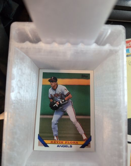 1991 Topps #660 Kevin Flora — front