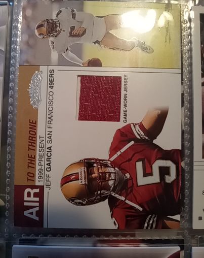2002 Fleer Showcase Air to the Throne #AT6 Jeff Garcia — front