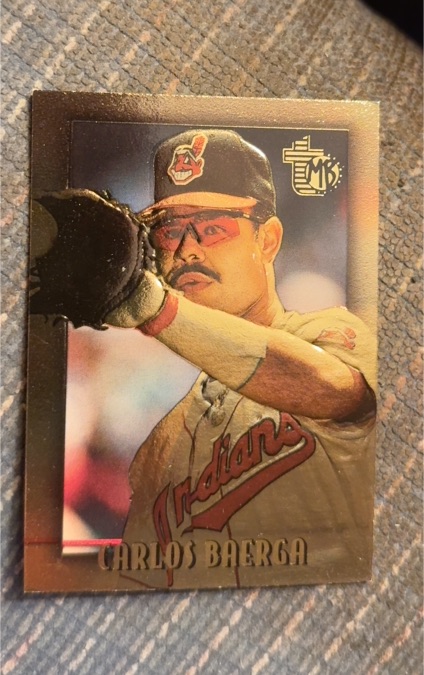 1995 Topps Embossed #95 Carlos Baerga — front