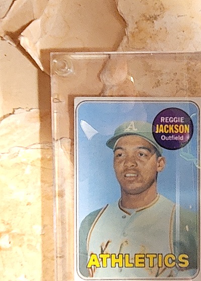 1969 Topps #260 Reggie Jackson — front