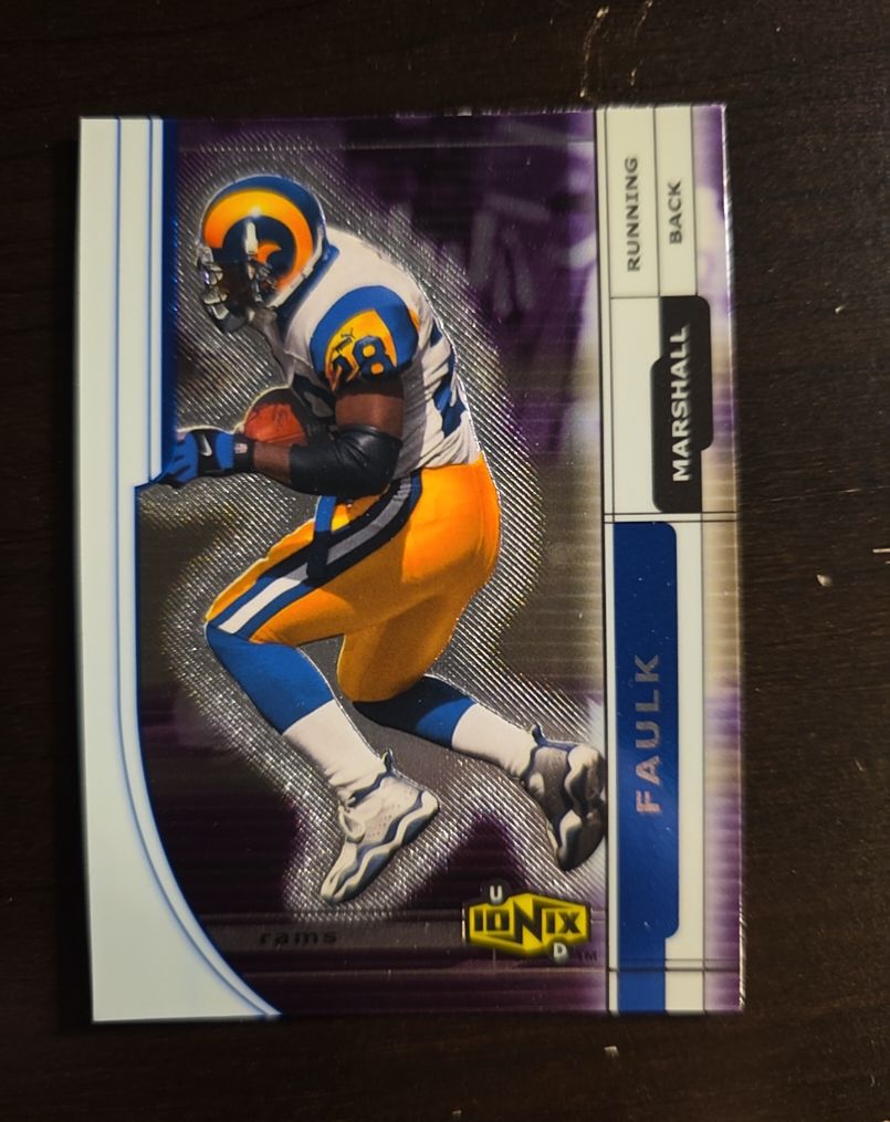 2000 Upper Deck Ionix #47 Marshall Faulk — front
