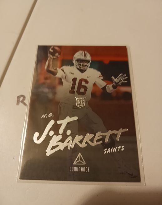 2018 Panini Luminance J.T. Barrett Rookie Card — front