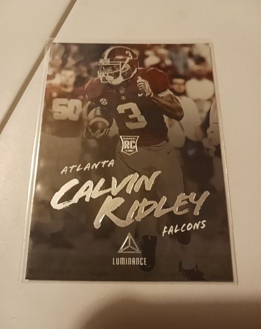 2018 Panini Luminance #112 Calvin Ridley — front