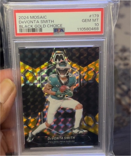 2024 Panini Mosaic #179 DeVonta Smith Black Gold Choice — front