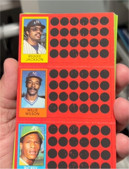1981 Topps Baseball Scratch-Off #3-21-39 Reggie Jackson — front
