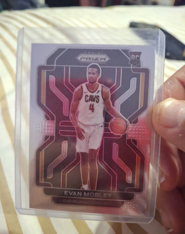 2021 Panini Prizm #248 Evan Mobley — front