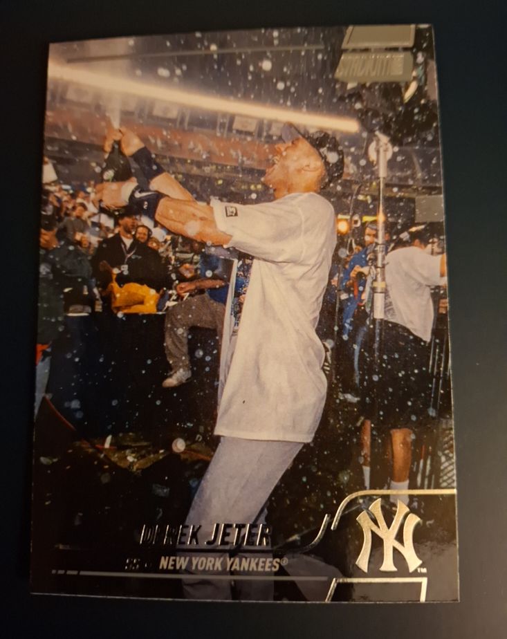 1996 Topps #7 Derek Jeter — front