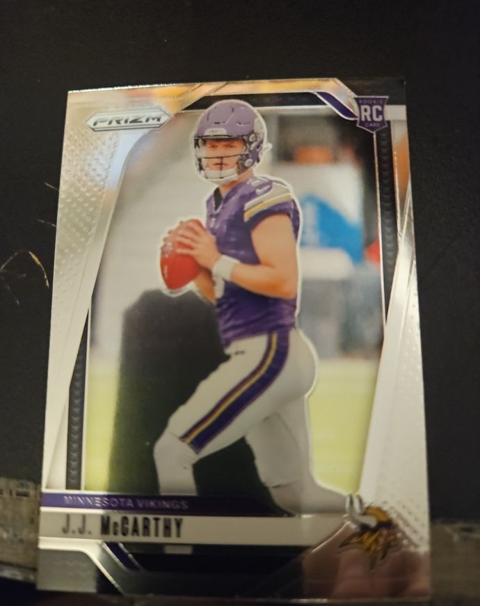 2022 Panini Prizm #299 J.J. McCarthy — front