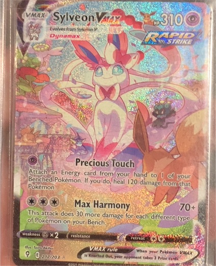 2021 Pokémon Evolving Skies #212 Sylveon VMAX — front