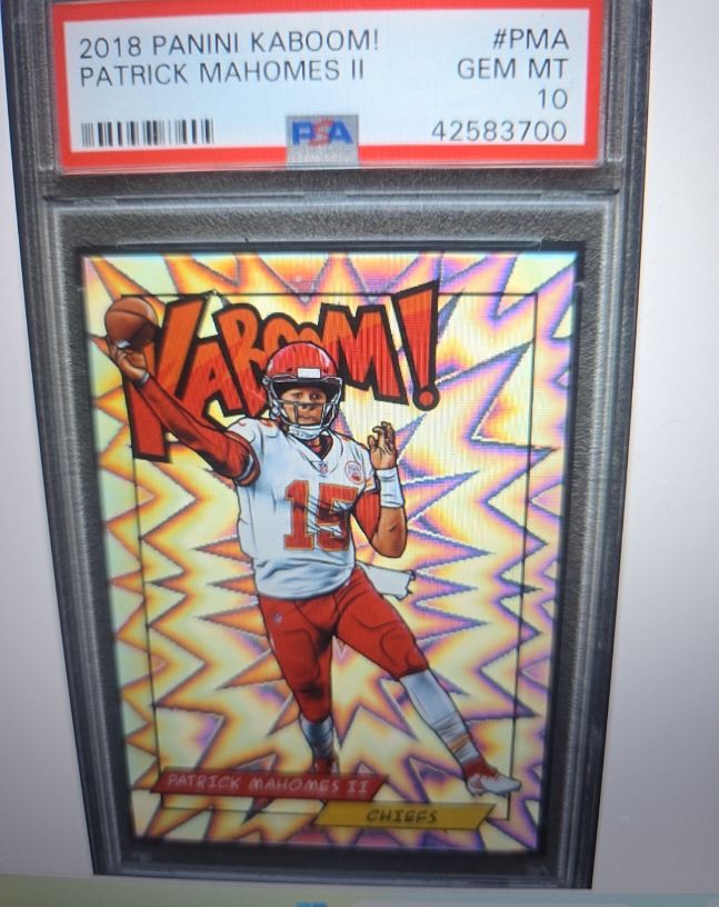 2018 Panini Kaboom! #PMA Patrick Mahomes II — front