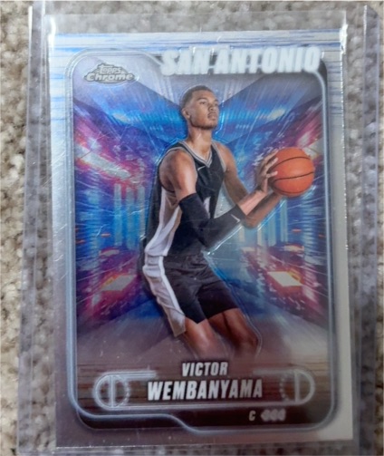 2023 Topps Chrome #400 Victor Wembanyama — front