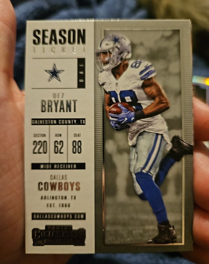2014 Panini Contenders #220 Dez Bryant — front