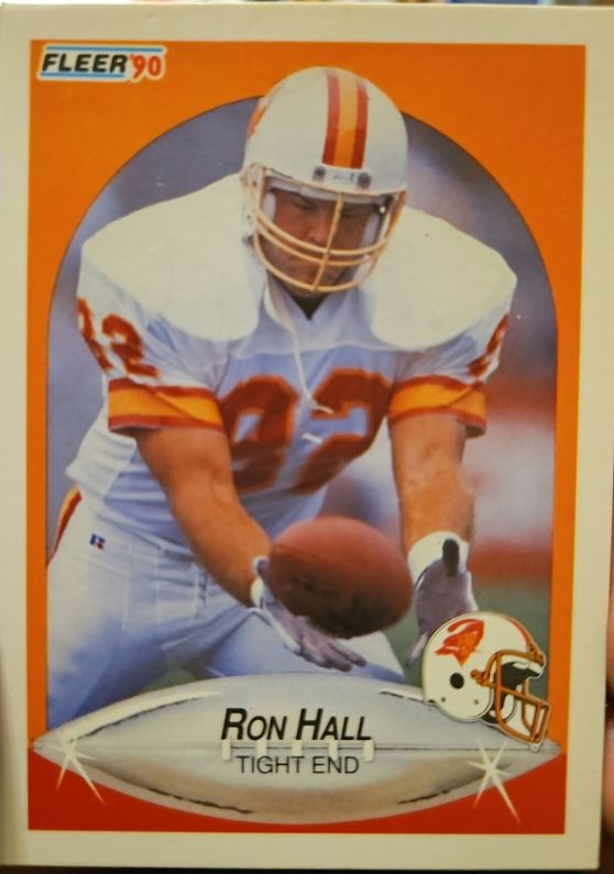 1990 Fleer #82 Ron Hall — front