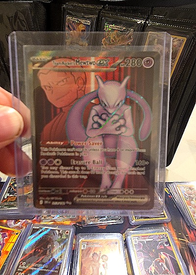 2025 Pokémon TCG Destined Rivals #213 Team Rocket's Mewtwo ex — front