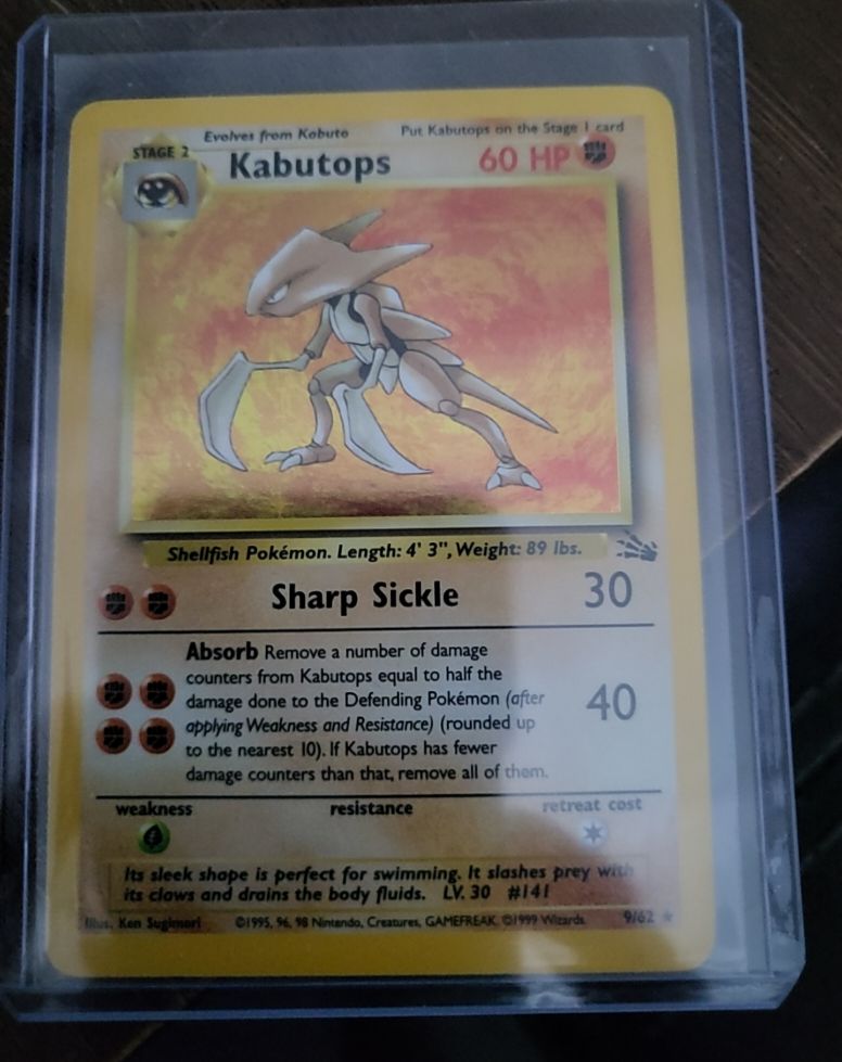 1999 Pokémon Fossil #9 Kabutops — front