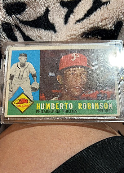 1960 Topps #416 Humberto Robinson — front