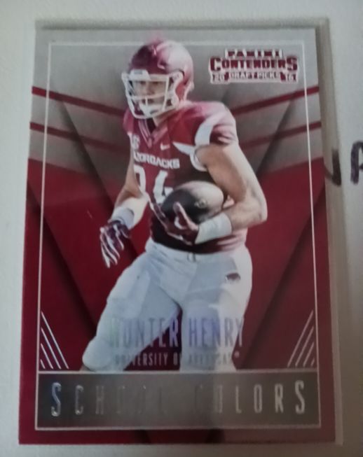 2016 Panini Contenders Draft Picks School Colors #13 Hunter Henry — front
