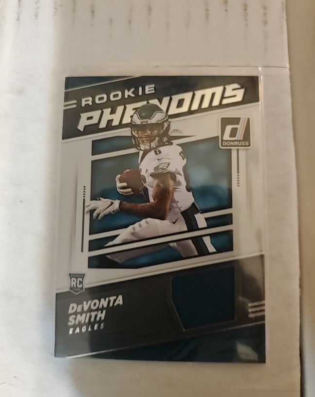 2021 Panini Donruss Rookie Phenoms #RPJ-DVS DeVonta Smith — front