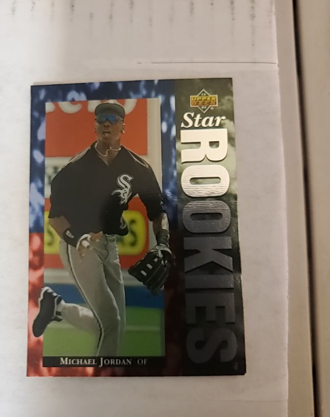 1994 Upper Deck #19 Michael Jordan — front
