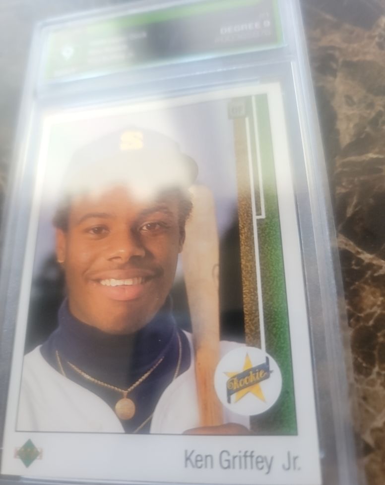 1989 Upper Deck #1 Ken Griffey Jr. — front