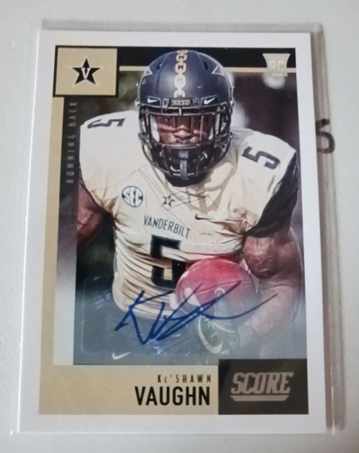 2020 Panini Score #387 Ke'Shawn Vaughn — front