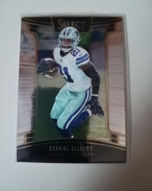 2018 Panini Select #93 Ezekiel Elliott — front