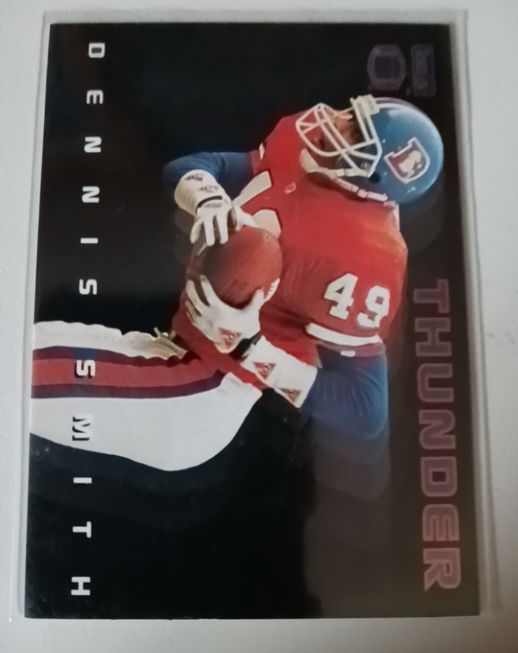 1993 SkyBox Thunder Dennis Smith — front