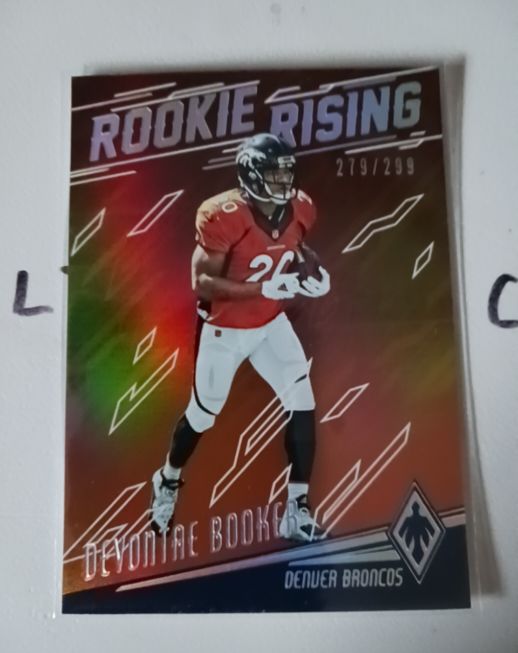 2016 Panini Phoenix Rookie Rising #RR-DB Devontae Booker — front