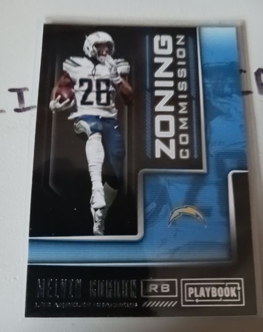 2018 Panini Playbook Zoning Commission #9 Melvin Gordon — front