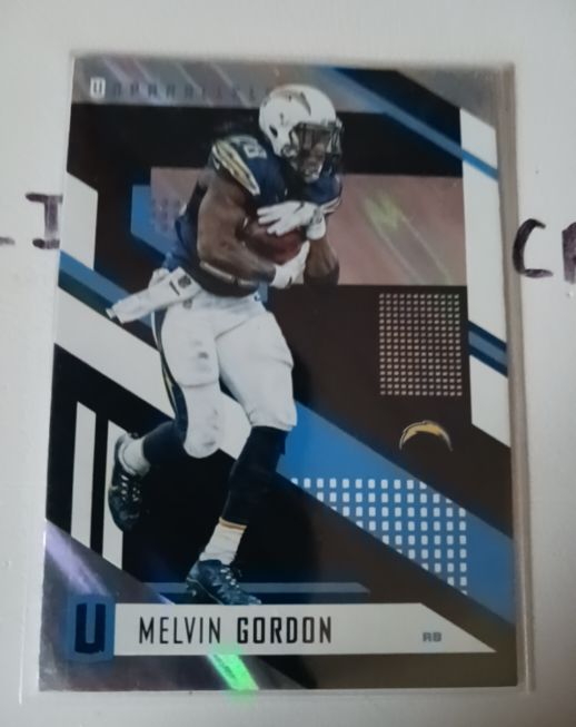 2017 Panini Unparalleled #92 Melvin Gordon — front