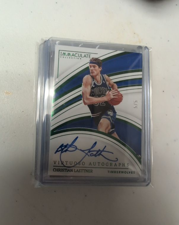 2022-23 Panini Immaculate Collection Virtuoso Autographs #5 Christian Laettner — front
