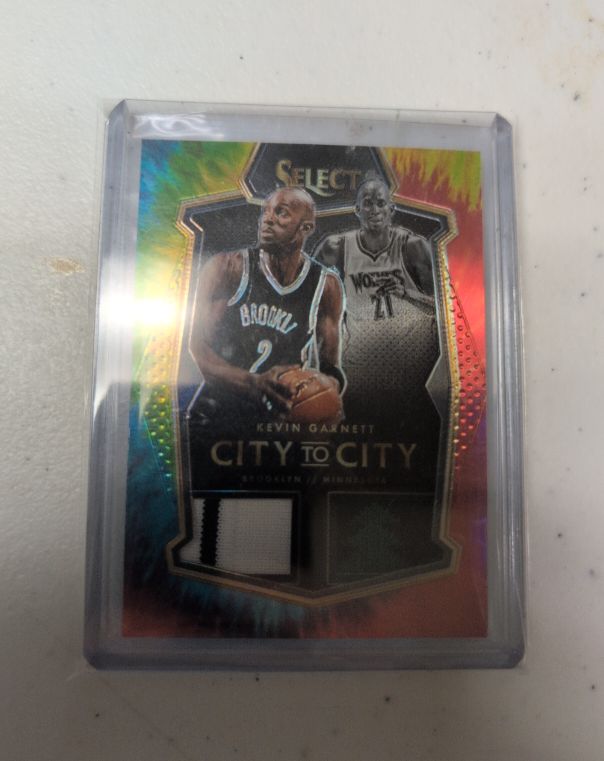 2015-16 Panini Select #10 Kevin Garnett City to City Dual Jersey — front
