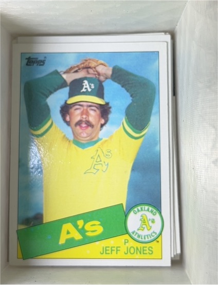 1985 Topps #319 Jeff Jones — front