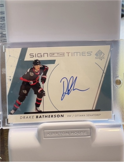 2022-23 SP Authentic Sign of the Times #SOTT-DB Drake Batherson — front