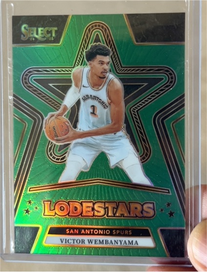 2024-25 Panini Select #5 Victor Wembanyama Lodestars Green Prizm — front
