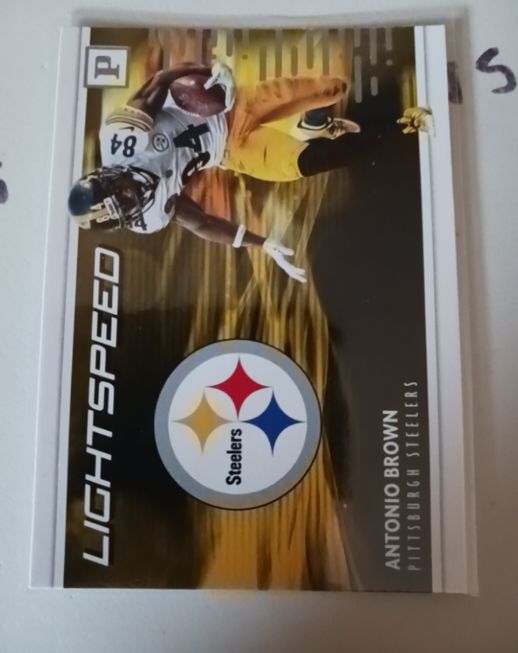 2018 Panini Lightspeed #11 Antonio Brown — front
