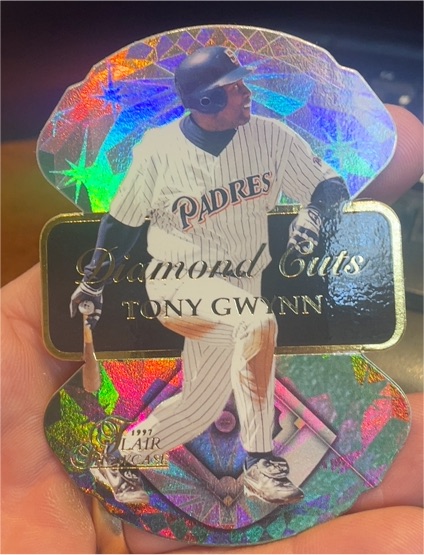 1997 Flair Showcase Diamond Cuts #6 Tony Gwynn — front
